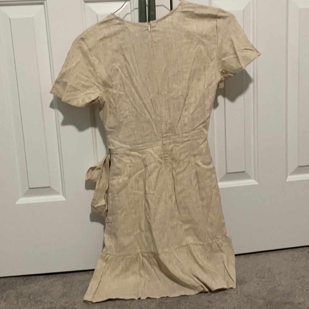 Dress - Picture 4 of 4